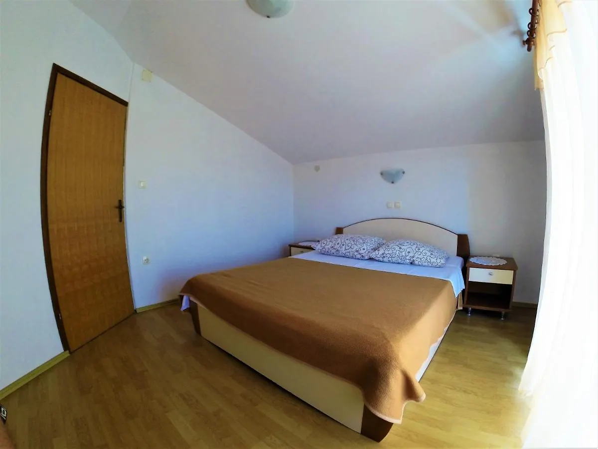 Apartments And Rooms With Parking Space Lopar, Rab - 19238 Croatia